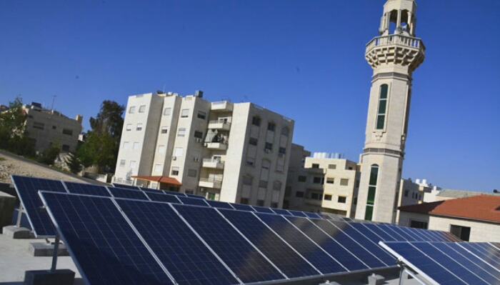 Moskee in Amman op hernieuwbare energie